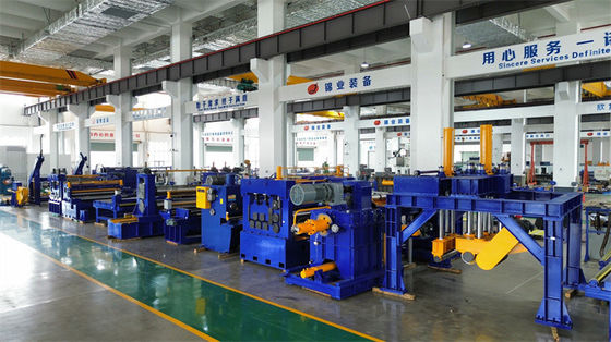 Q235 S355 เครื่องตัดเหล็กม้วนสายเครื่องตัดสายวัดหนัก 14 X 2000