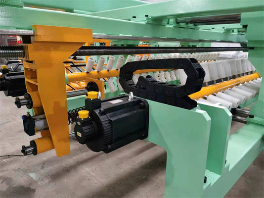 แผ่นอลูมิเนียมม้วน Fly Shear Cut ความยาวเส้น ความกว้าง 300-1600mm