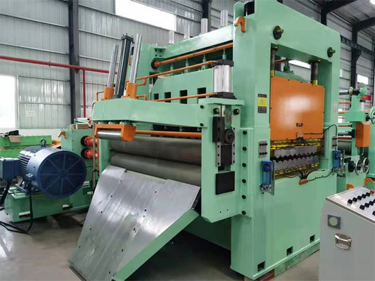 แผ่นอลูมิเนียมม้วน Fly Shear Cut ความยาวเส้น ความกว้าง 300-1600mm